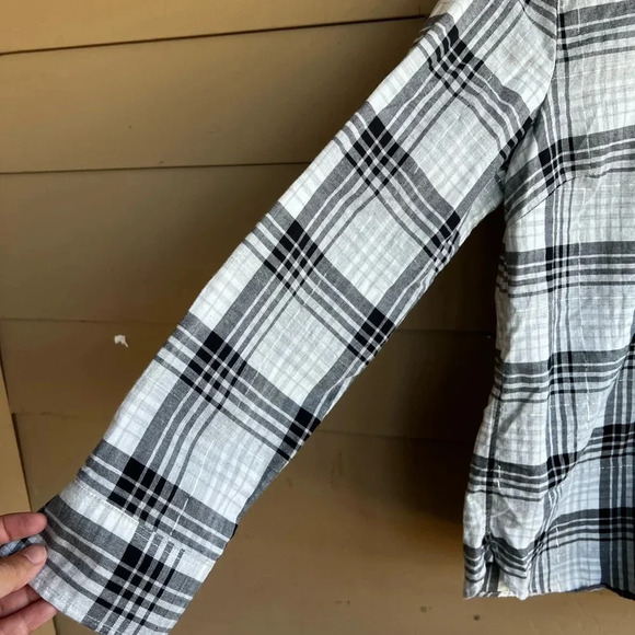 Talbots Plaid Flannel Button Down Shirt - Size M - Picture 2 of 5